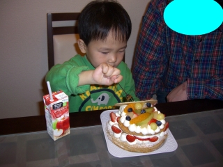 誕生日ケーキ４