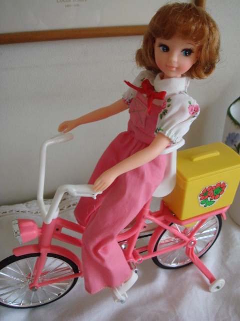 サイクリング ユッコちゃん | Cutie Dolls