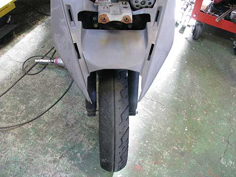 ディオ系のフロントサスを交換する 原付バイクの修理＆交換方法入門 