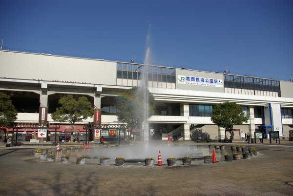 JR京葉線葛西臨海公園駅前にある噴水広場