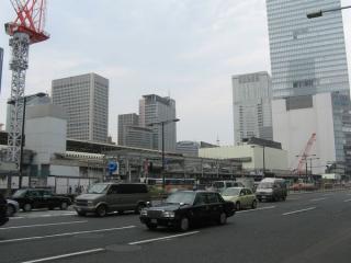 解体作業がほぼ終わった旧大丸東京店